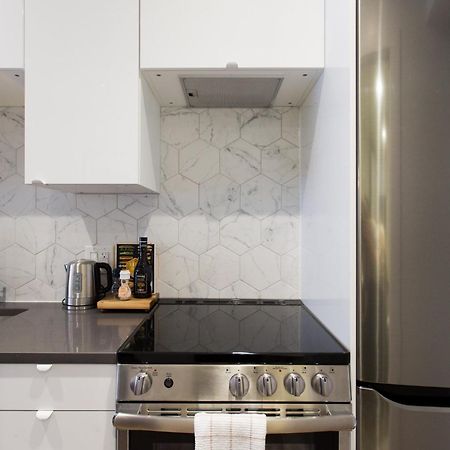 Scandinavian Studio With Full Kitchen And Bath By Den Stays Montreal Phòng bức ảnh