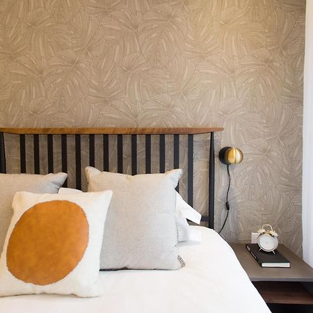 Scandinavian Studio With Full Kitchen And Bath By Den Stays Montreal Phòng bức ảnh